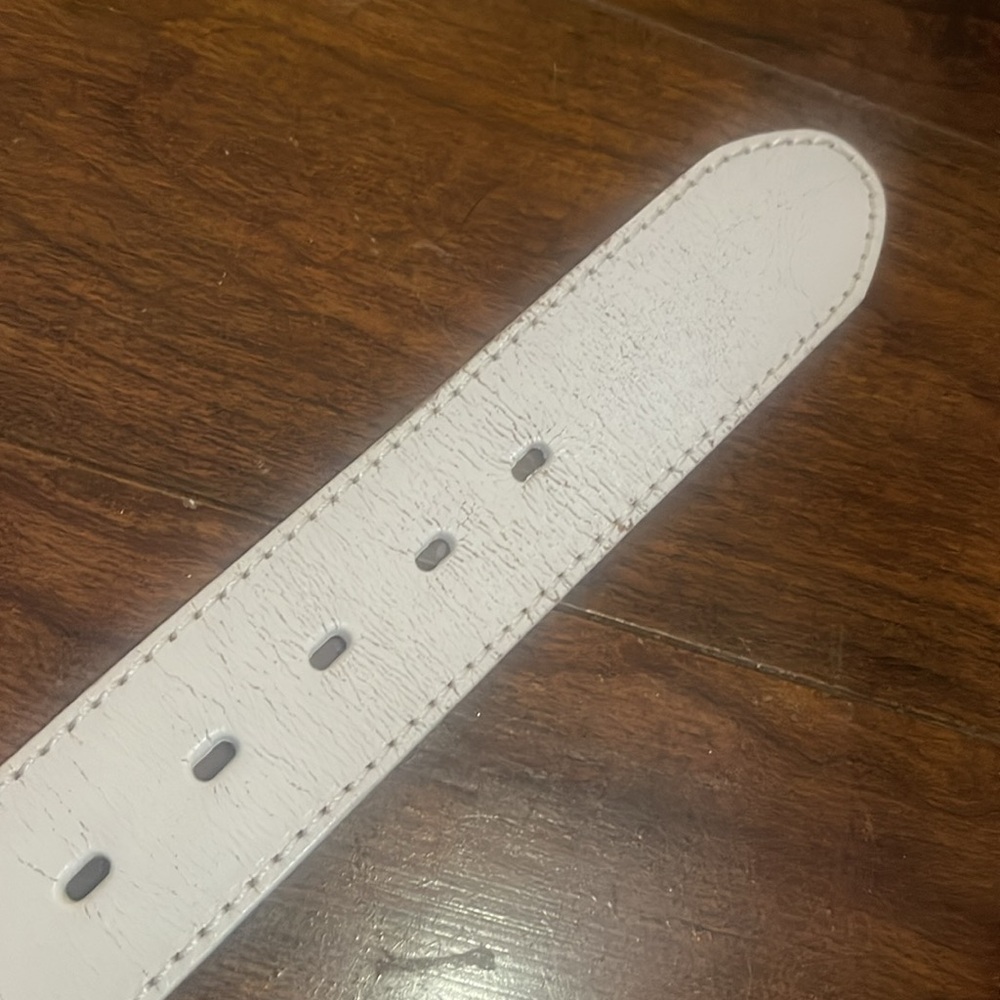 White Rock Georgia Leather Belt
ROCK REVIVAL - Picture 8 of 8